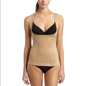Maidenform shape wear